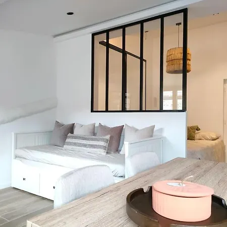 Appartement Joli Port De Nice